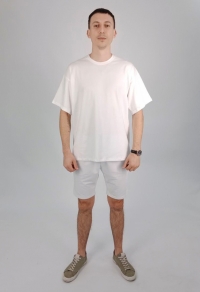 Костюм білий футболка оверсайз та класичні шорти