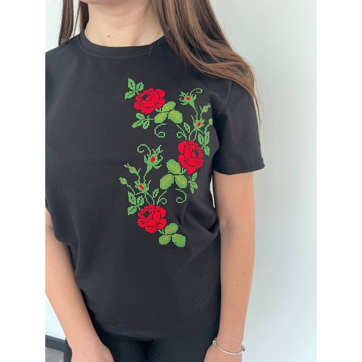 Футболка з вишивкою класична преміум S - XL