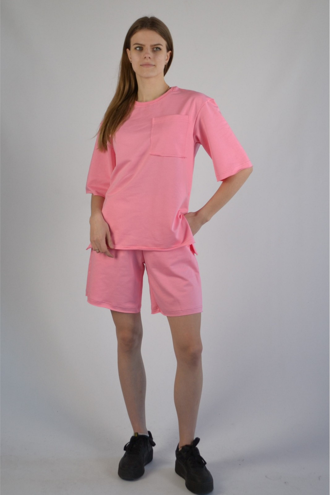 Костюм жіночий двонитка рожевий (футболка оверсайз та шорти) S-XL